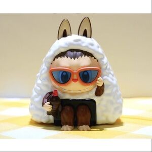 New unopened Popmart Wacky Mart Labubu Figurine - Onigiri